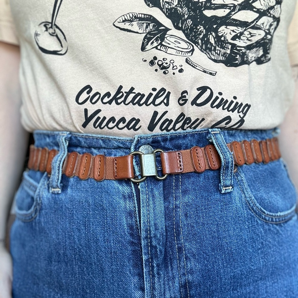 Anthropologie Brown Elastic Belt. Fits XS-XL.